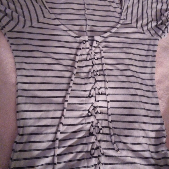 Shirt - Picture 1 of 3